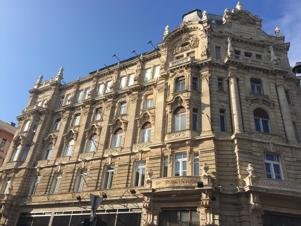 Maverick Hostel & Ensuites Budapest Exterior photo